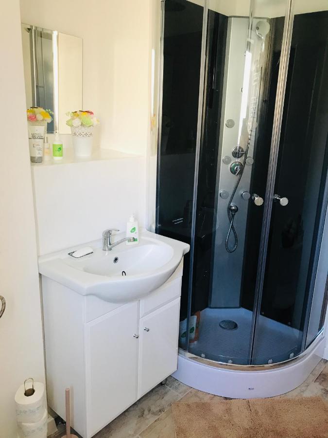 Apartman Ala Спишска-Нова-Вес Экстерьер фото