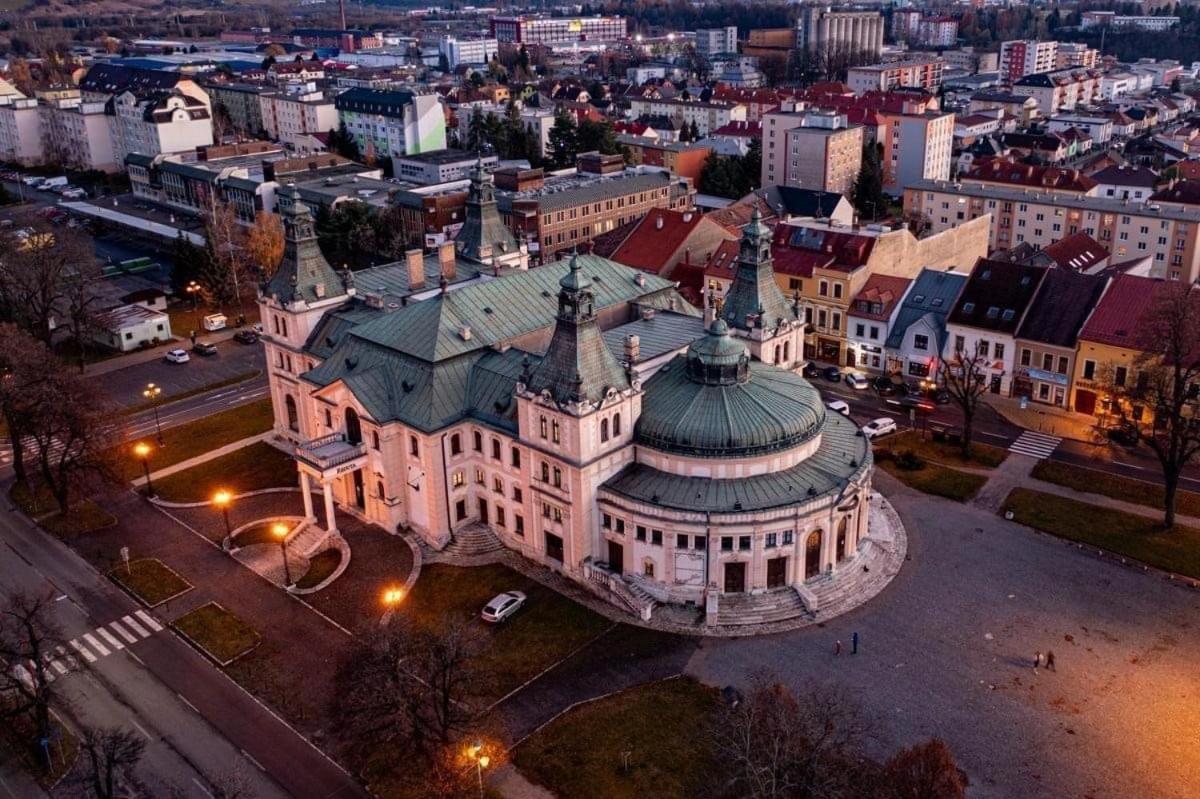 Apartman Ala Спишска-Нова-Вес Экстерьер фото
